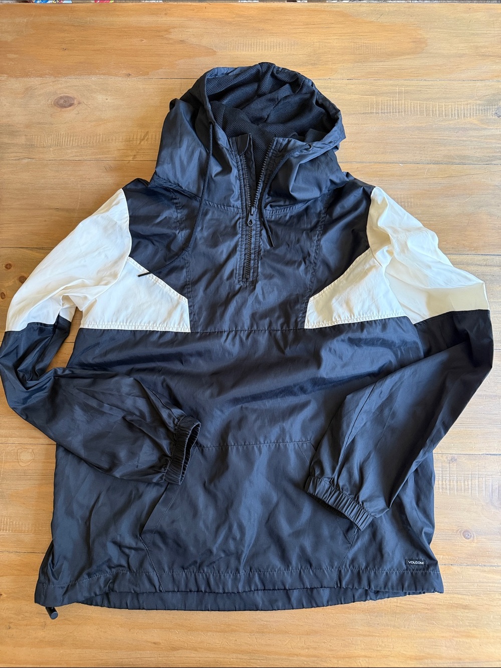 Volcom Black Pullover Water-Resistant Hoodie